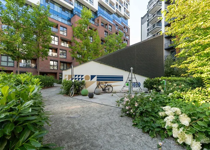 Cracow Novum #533 By Bookinghost *